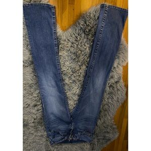 Used true religion woman jeans